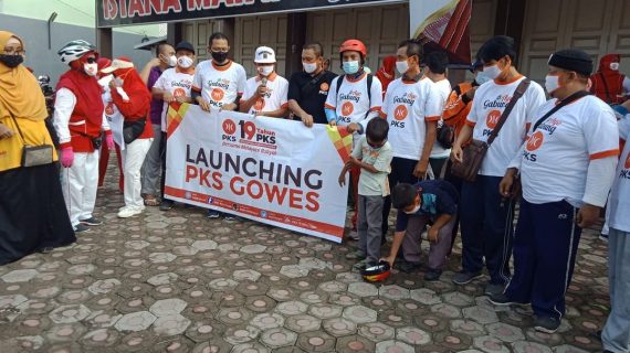 PKS Kota Tegal turut memeriahkan puncak Milad PKS ke-19