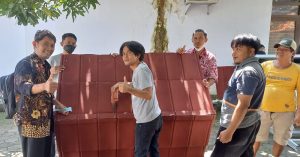 10 Peserta Dilatih Intensif menjadi Aplikator Baja Ringan