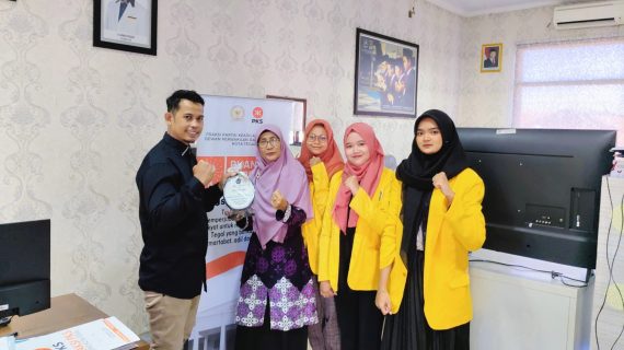 Selesai Magang di Fraksi PKS, Mahasiswa UPS Dapat Pengalaman Berharga