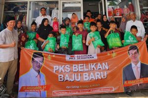 Jelang Lebaran, Fraksi PKS Kota Tegal Belikan Baju Baru untuk Anak Yatim