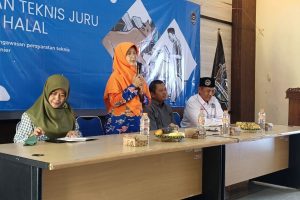 Pantau Peredaran Pangan Halal, Erni Ratnani Inisiatif Program Bimtek Juru Sembelih Halal