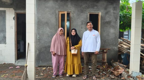 Anggota DPRD Kota Tegal Ali Mashuri Tinjau Proyek RTLH di Tegal Timur