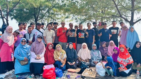 DPC PKS Tegal Barat Luncurkan Program “Tebar Gembira” untuk Dekatkan Diri dengan Warga