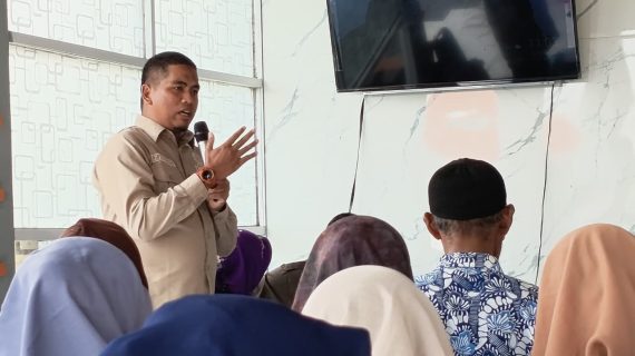 Zaenal Nurohman Kawal Usulan Drainase Warga Krandon