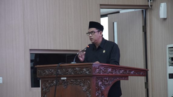Fraksi PKS Tekankan Keberpihakan pada UMKM dan Hak Sehat dalam Pengesahan Perda BPR-KTR