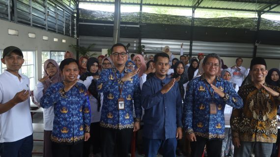 Tingkatkan Daya Saing, Pelaku UMKM Tegal Dibekali Kemampuan Public Speaking