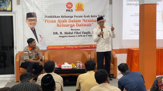 Jalan Keselamatan Bermula dari Rumah, PKS Kota Tegal Mengajak Para Ayah Turun Tangan